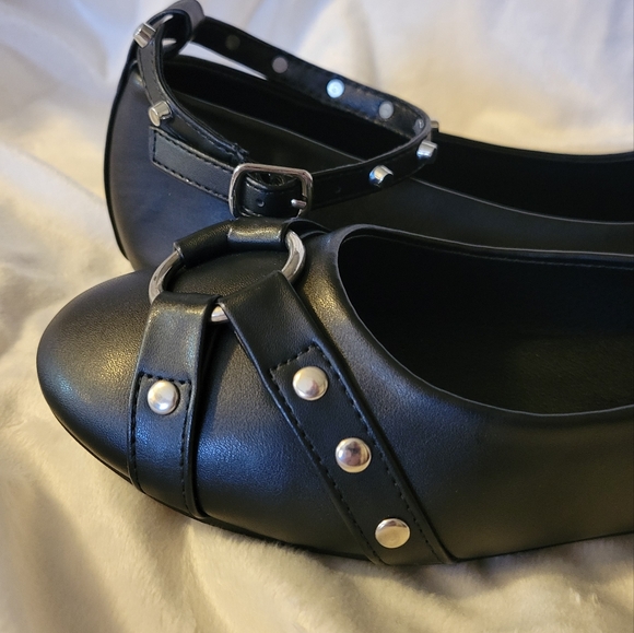 New studded strap, buckle around the ankle, ballet flats, from Shein - Picture 5 of 10